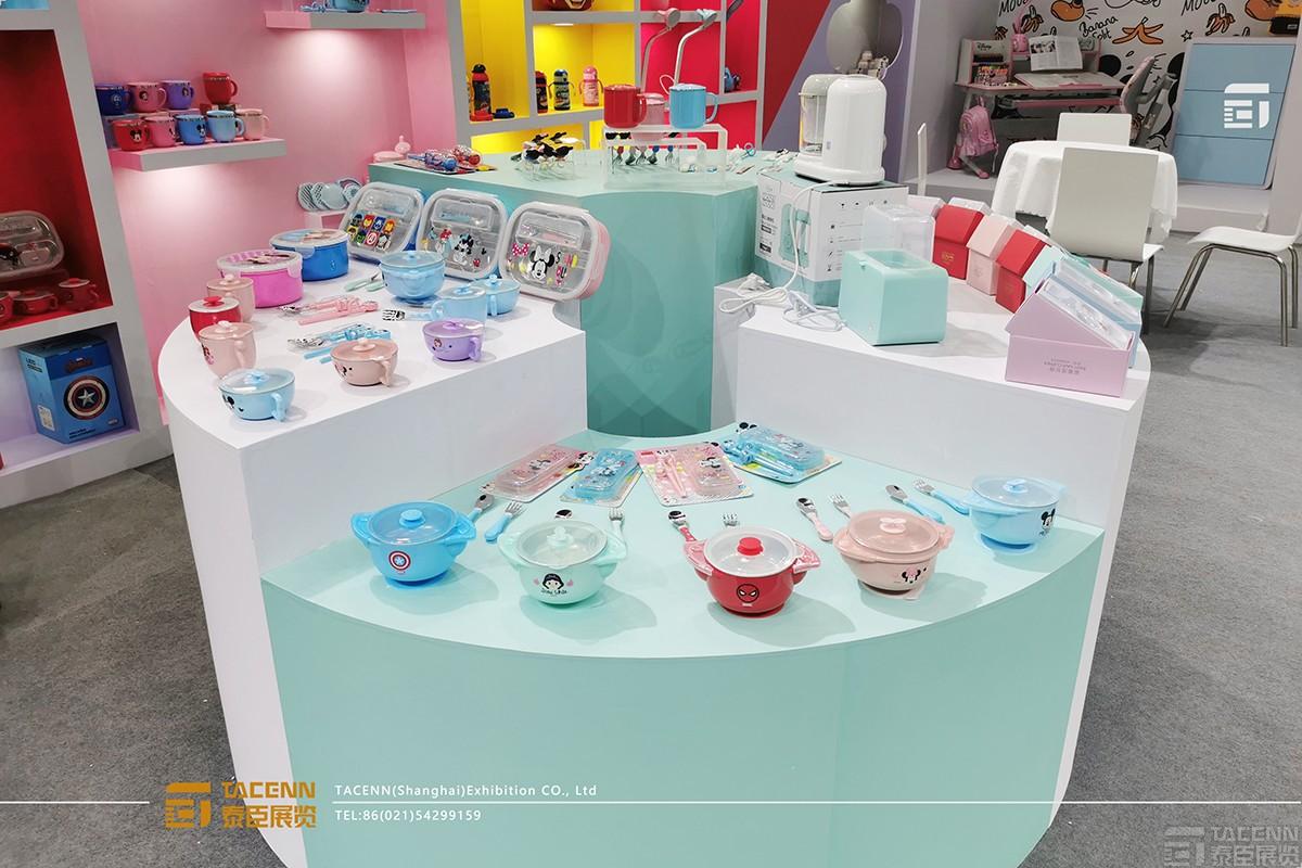 中山聯(lián)眾動漫展臺設計